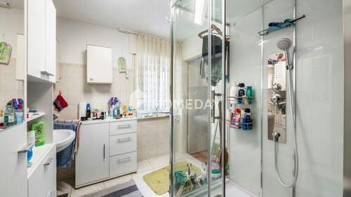 1. OG Badezimmer 2 - 