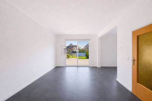 Lichtdurchfluteter Wohnbereich - 4 Zimmer Mehrfamilienhaus, Wohnhaus in Ilsede