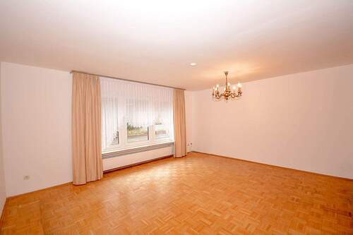 Wohnbereich - Einfamilienhaus mit 155,00 m&sup2; in Bornheim zum Kaufen