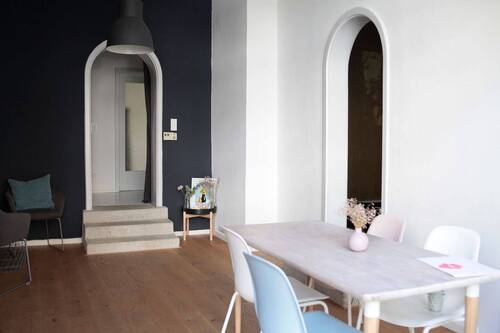 Büroraum 1 - Coachingraum zur Teilzeitmiete in München - flexibel, möbliert, inkl. Küche