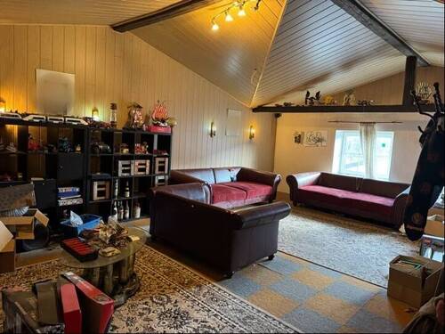 Großer Raum /Wohnen OG - 