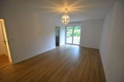 Wohn/-Schlafzimmer - 1 Zimmer Etagenwohnung zur Miete in Hamburg