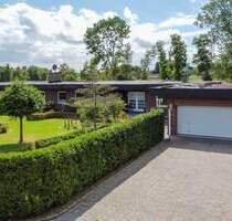 Sanierungsbedürftiger Bungalow im Villenstil mit traumhaftem Grundriss - Südbrookmerland / Münkeboe Moorhusen