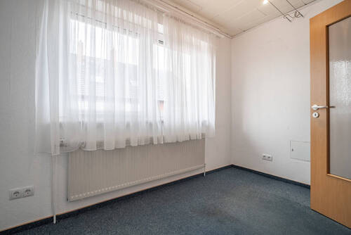 Dieser Raum eignet sich ideal als Arbeits/Hobbyzimmer - 