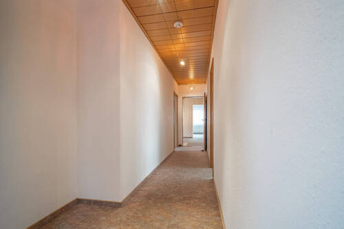 Der Flur verbindet alle Räume miteinander - 