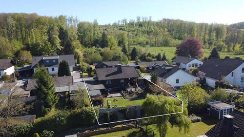 Umgebung - Sehr gepflegtes Holzblockhaus mit Sauna, Kamin & idyllischem Garten am Naturpark Arnsberg Wald
