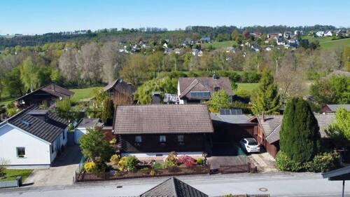 Straßenansicht - 3 Zimmer Einfamilienhaus zum Kaufen in Warstein