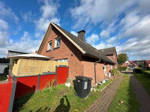 Hinteransicht - 1 Zimmer Mehrfamilienhaus, Wohnhaus in Brande-Hörnerkirchen