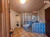 Bad mit Sauna UG - 