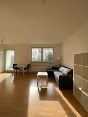 Wohnzimmer - 2-Raum-ETW mit Terrasse und eigenem Garten in der beliebten Südvorstadt
