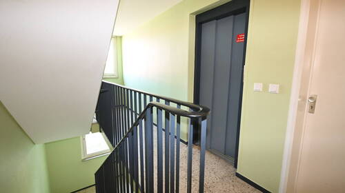 3. Obergeschoss mit Aufzug - 2 Zimmer Etagenwohnung zum Kaufen in Oberasbach / Altenberg