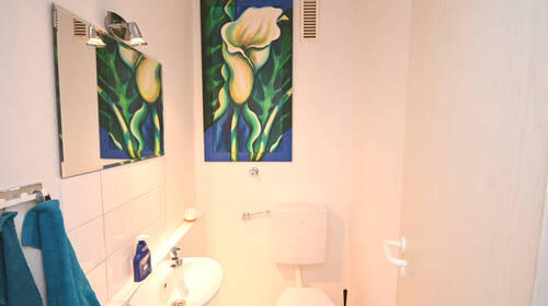 Separate Toilette - 