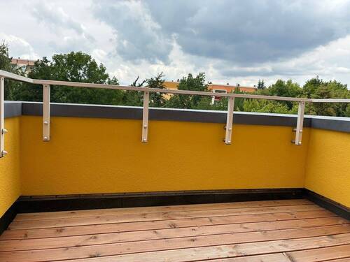 Balkon - Familienwohnung sucht Sie ... SpielPlatz im grünen Innenhof
