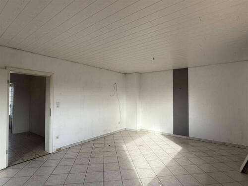 Wohn- Esszimmer - Etagenwohnung mit 90,00 m² in Heilberscheid zur Miete