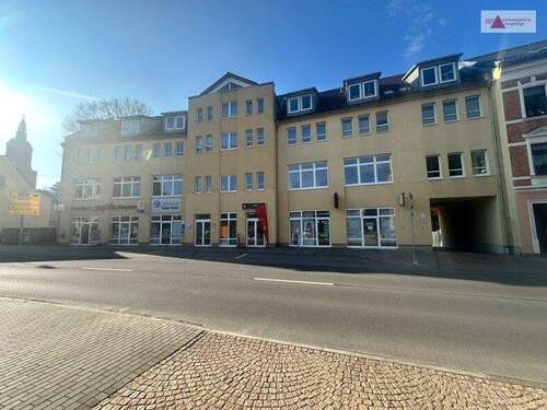 Außenansicht - Startklar für Ihr Business: Renovierte Ladenfläche in zentraler Lage