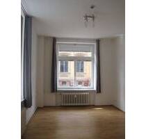 schönes, helles WG-Zimmer (1.2) mit ca. 21 m² in 6er WG in perfekter Lage - Halle (Saale) Innenstadt