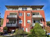 Ansicht mit Terrasse - 
