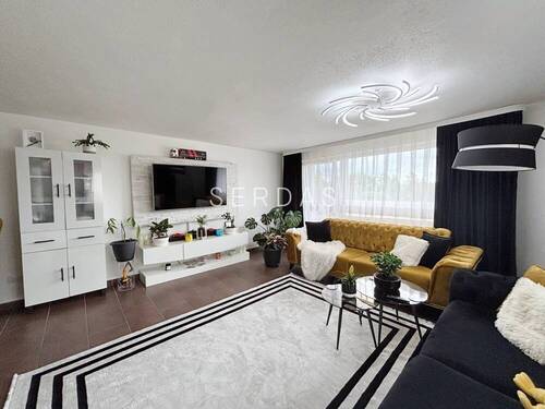 Wohnzimmer EG - 7 Zimmer Doppelhaushälfte zum Kaufen in Hof / Moschendorf
