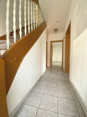 Eingang - 5 Zimmer Einfamilienhaus in Balingen