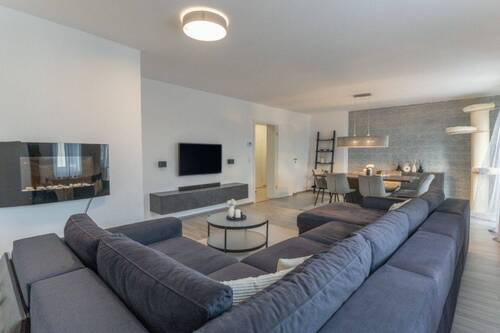 Wohnzimmer - 4 Zimmer Etagenwohnung zum Kaufen in Hagen