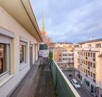 Charmante 2-Zimmerwohnung mit Wintergarten, zwei Balkonen & Garage - ganz oben in Köln-Mülheim