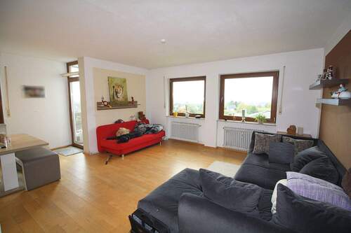 Wohnzimmer - 4 Zimmer Etagenwohnung in Malsch