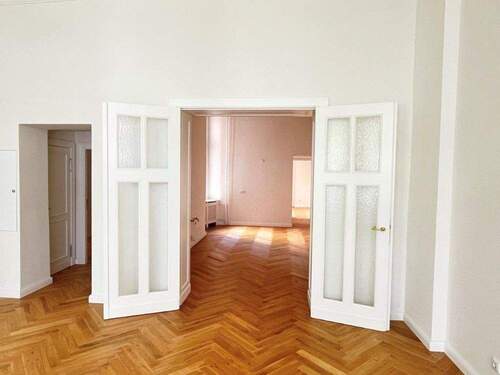 Zimmerflucht - 