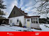 Gebäudeansicht 1 - Gemütliches Familienparadies - 195.000,00&nbsp;EUR Kaufpreis, ca.&nbsp; 92,00&nbsp;m&sup2;&nbsp;Wohnfl&auml;che