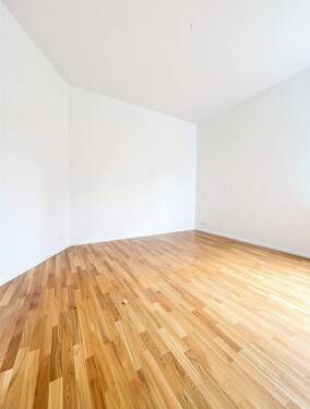 Schlafzimmer - 2 Zimmer Etagenwohnung zum Kaufen in Berlin