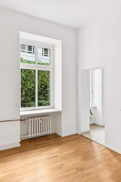 Wohnzimmer (Original) - Etagenwohnung mit 52,00 m&sup2; in Berlin zum Kaufen