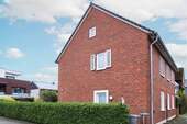 Außenansicht Haus 1 - Zweifamilienhaus mit Vermietung und Potenzial in ruhiger aber dennoch zentraler Lage von Emsdetten