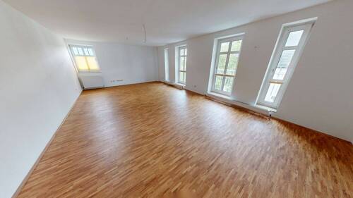 Raum 1 - 170 m² Raum für Ideen - vielseitig nutzbare Büro-Praxisfläche