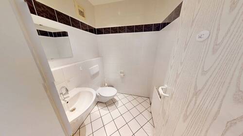 Gäste WC - Büro in Kassel zur Miete
