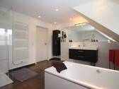 Modernes Vollbad - 