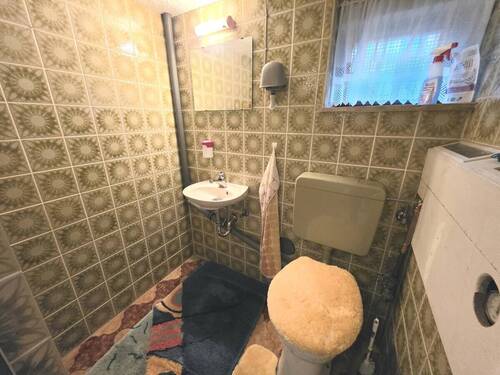 KG Toilette - 