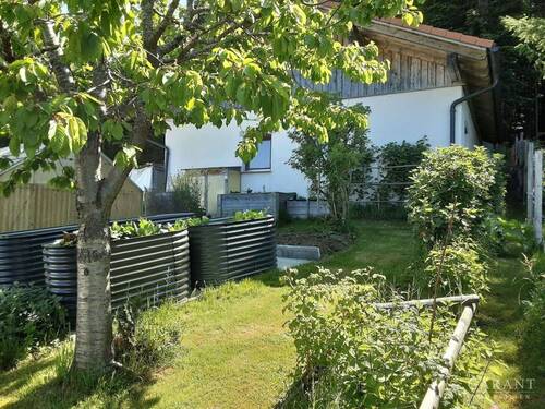 Gemüsegarten mit Anbau - 