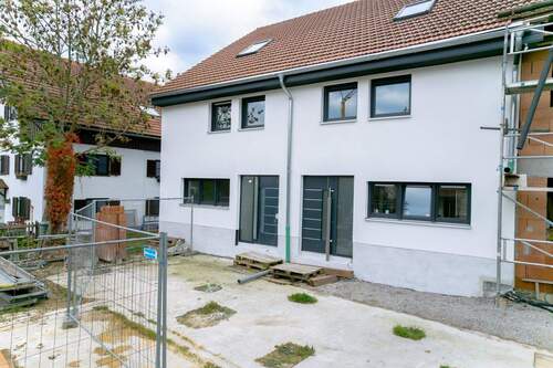 RMH Ansicht 1 - RMH (KfW 55, Neubaustatus) - 10 Min. südl. Landsberg