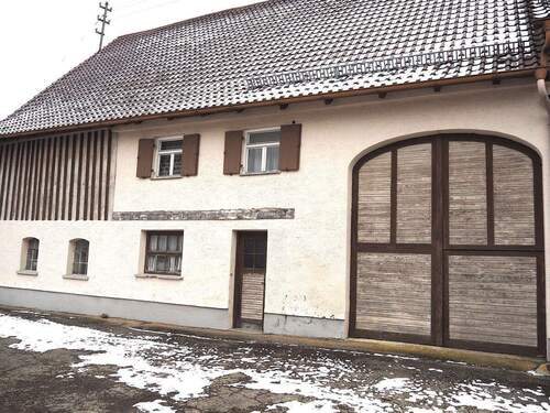 Stallungen und Nutzflächen - 