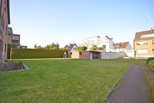 Garten - Mehrfamilienhaus, Wohnhaus mit 440,50 m&sup2; in Köln zum Kaufen