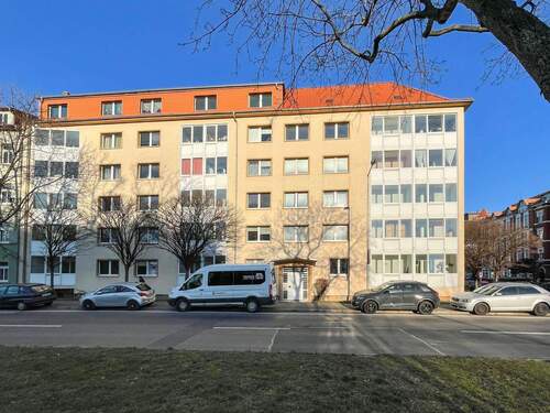 Straßenansicht - 2 Zimmer Etagenwohnung in Erfurt