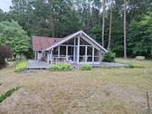 Frontansicht - Idyllisches EinfamilienhausFerienhaus - 4 Zimmer, traumhaftes Grundstück umgeben von Seenlandschaft