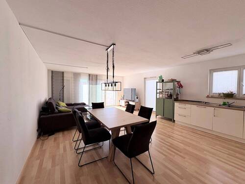 Wohnzimmer - Wo Wohnen zum Genuss wird - 440.000,00&nbsp;EUR Kaufpreis, ca.&nbsp; 87,00&nbsp;m&sup2;&nbsp;Wohnfl&auml;che