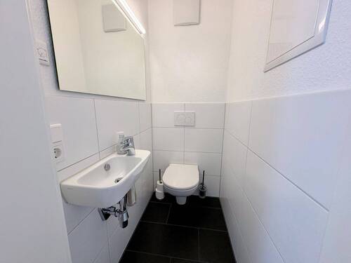 WC - 
