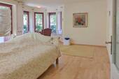 Wohnzimmer mit Erker - 