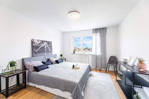 Gemütliches Elternschlafzimmer - 3 Zimmer Etagenwohnung in Hallstadt