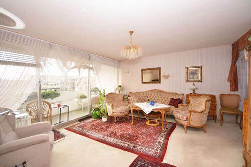 Wohnzimmer - 3 Zimmer Etagenwohnung in Brühl