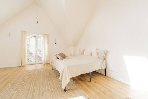 Ca. 38 qm großes Zimmer - 