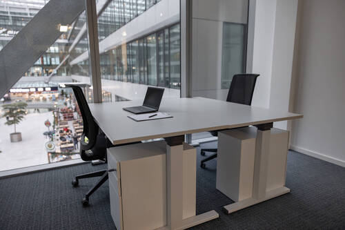 Regus_Frankfurt The Squaire_Germany_Centre 8553_Of - Büro in Frankfurt am Main