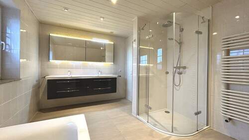 und Handtuchheizung - 