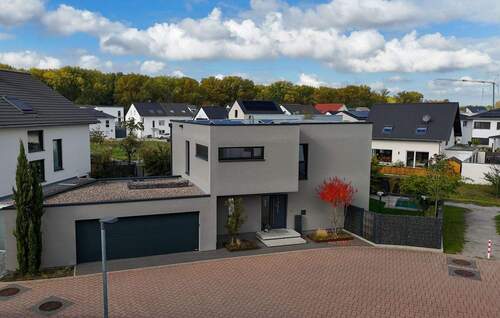 Ansicht Ost - Modernes Familienglück in Ketsch